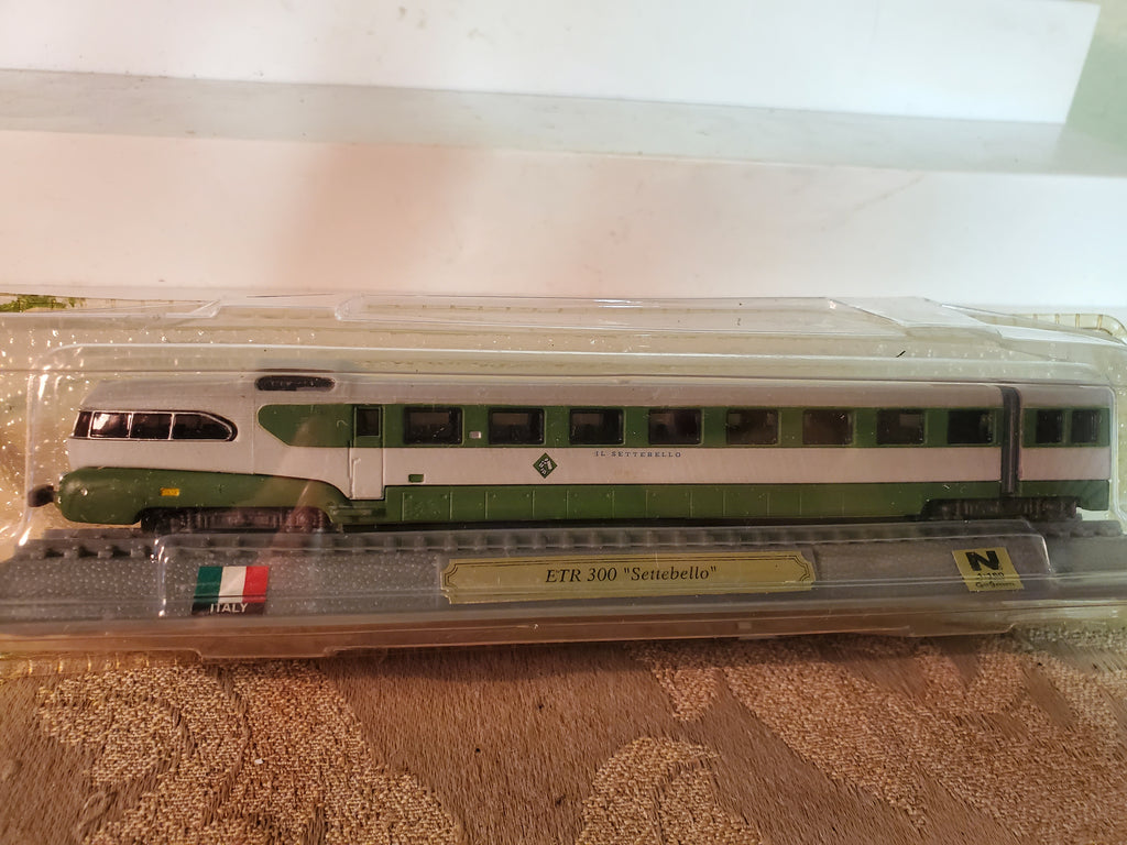 Del Prado Locomotive Italy ETR 300 Settebello N scale 1/160