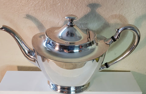 Vintage Sheffield reproduction 2 1/2 pint Lufbery teapot