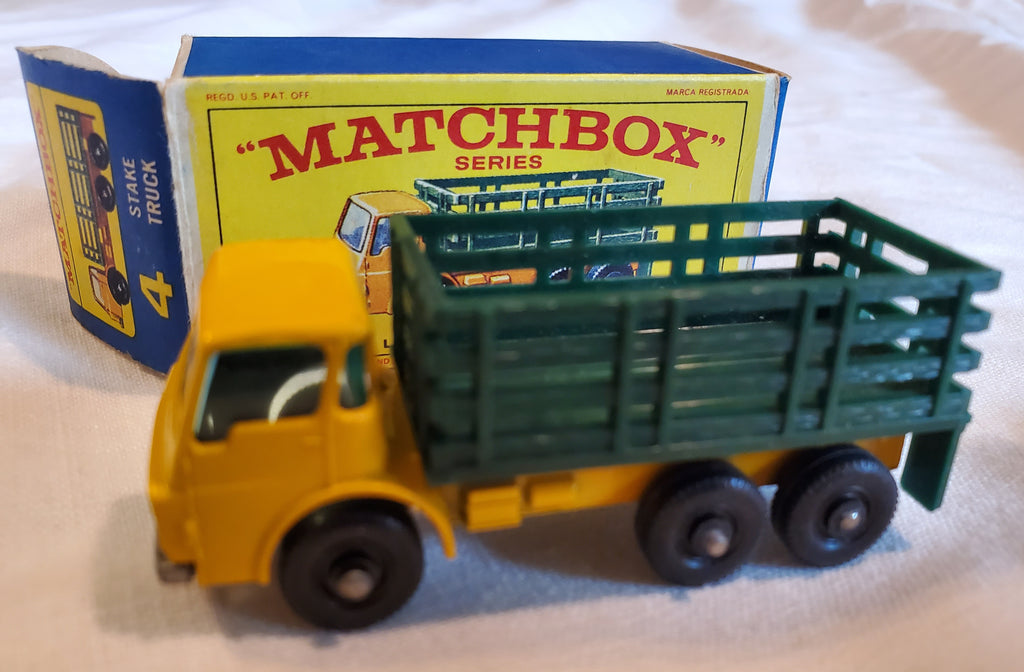 Lesney Matchbox #4 Stake Truck original box, c.1960s 1:64 diecast yellow & Black