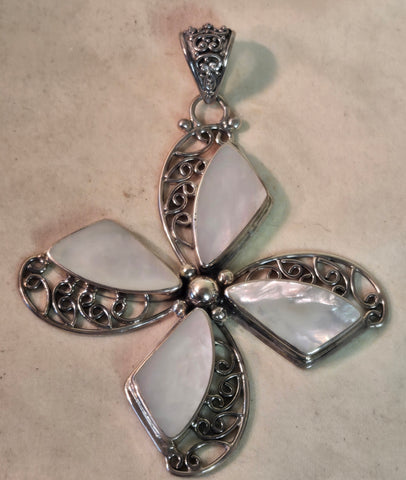Sterling Silver Mother of Pearl Pendant by Meran 34g.