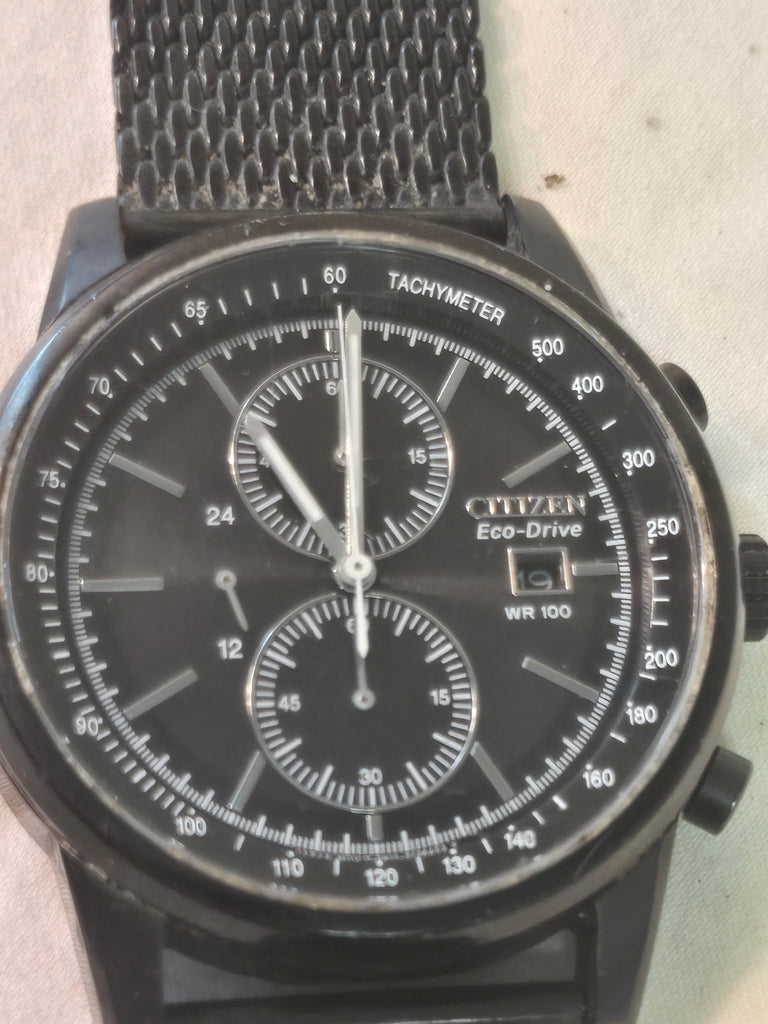 Citizen Eco-drive Tachymeter WR 100 solar powered black recent service