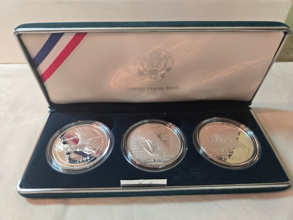 US Mint 1994 Veterans Commemorative 3 coin Silver Dollar Proof set, POW, Vietnam, Women in military w/COA