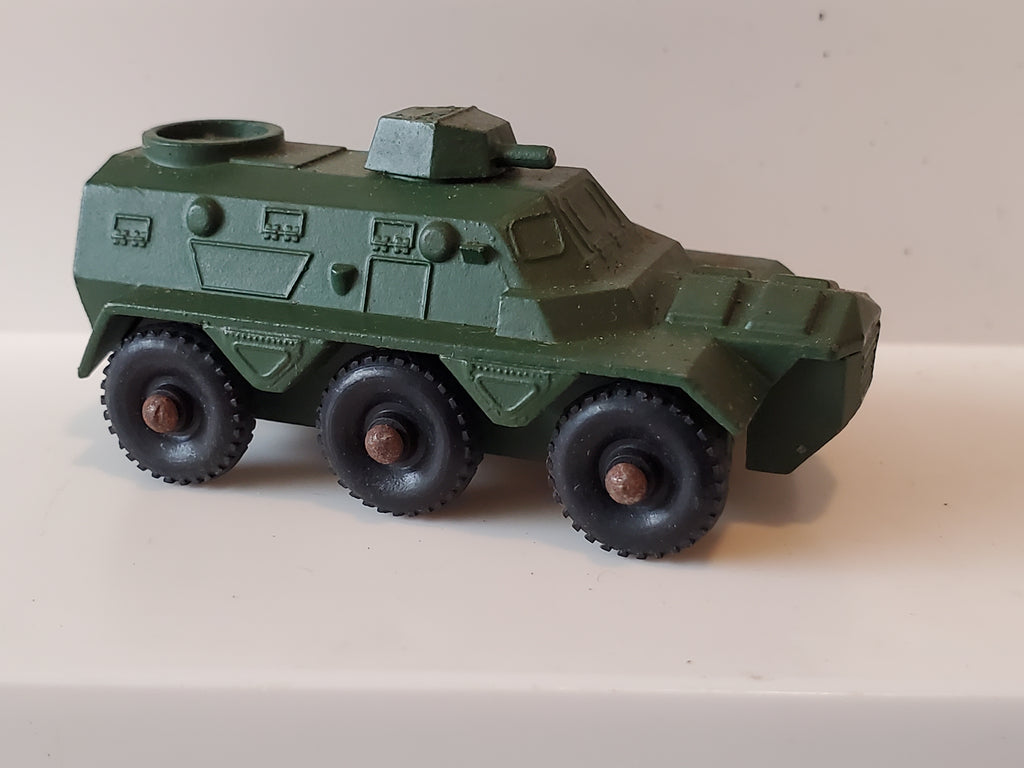 Lesney #54 Saracen Personnel Carrier made in England