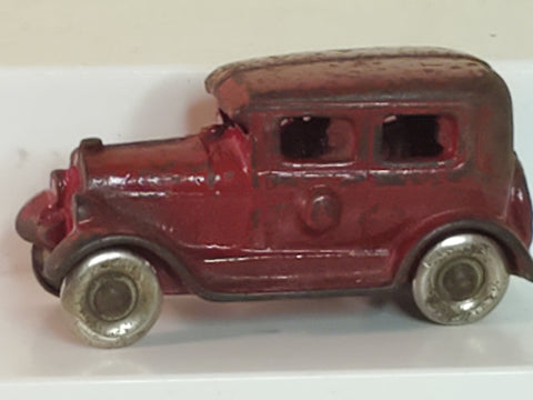 Kilgore cast iron Ford Model T sedan T22-R1 1930s