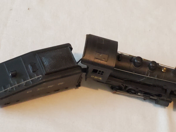 Pennsylvania Railroad Steam Locomotive 864 & Tender HO