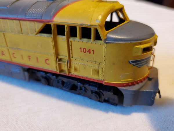 AHM Tempo Union Pacific C-liner #1041
