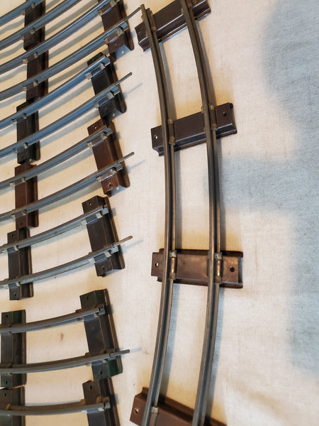 28 pieces Curved 10" American Flyer S track #702 1950-1959