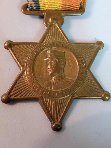 General Averescu logo of star peoples league in interwar Romania medal w/ribbon