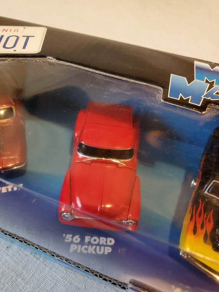 California Too Hot Muscle Machines 5 pack 2002 1:64, MIB