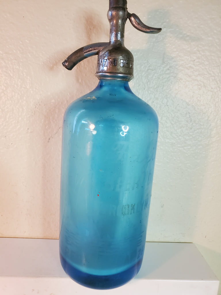 Fazio Beer Distributors NY 26 oz. Blue glass Seltzer bottle