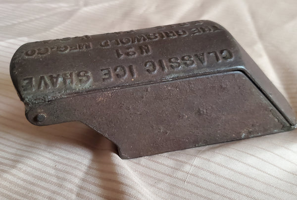 Early Griswold Classic Ice Shave #1 Erie PA. Cast iron