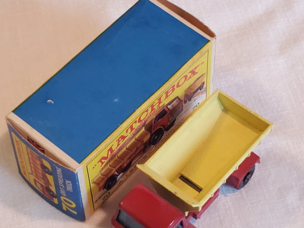 Lesney Matchbox #70 Grit-Spreading Truck original box 1960s