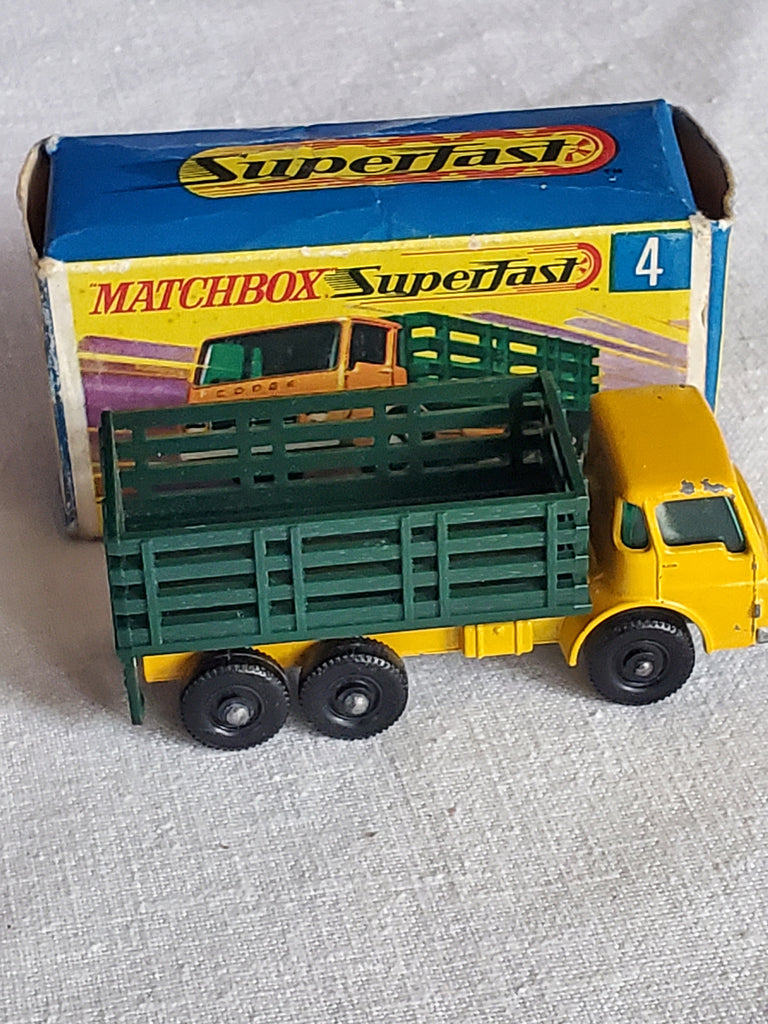 Matchbox LESNEY #4 Stake Truck Superfast in box yellow green