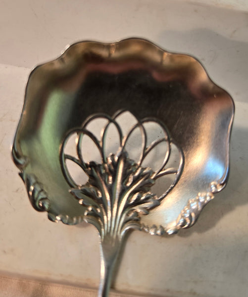 Frank Whiting Orleans 1892 Almond or Bonbon scoop, spoon sterling silver, gold wash No Mono