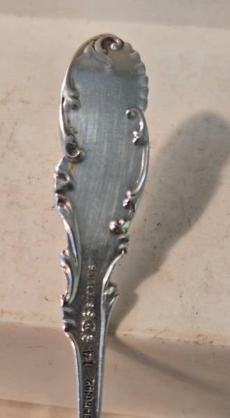 Frank Whiting Orleans 1892 Almond or Bonbon scoop, spoon sterling silver, gold wash No Mono