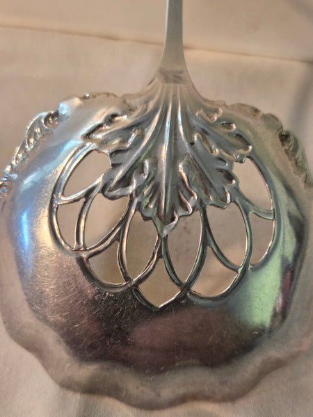 Frank Whiting Orleans 1892 Almond or Bonbon scoop, spoon sterling silver, gold wash No Mono