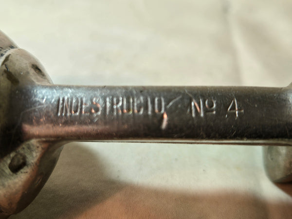Vintage Indestructo #4 Ice Cream kitchen Scoop wood handle