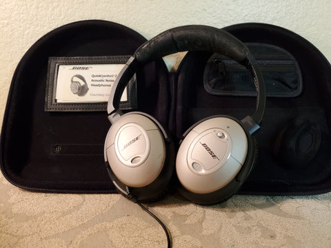 Bose Acoustic Noise Canceling headphones in case