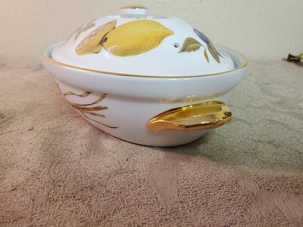 Royal Worcester Evesham cassarole shape 2 size 3