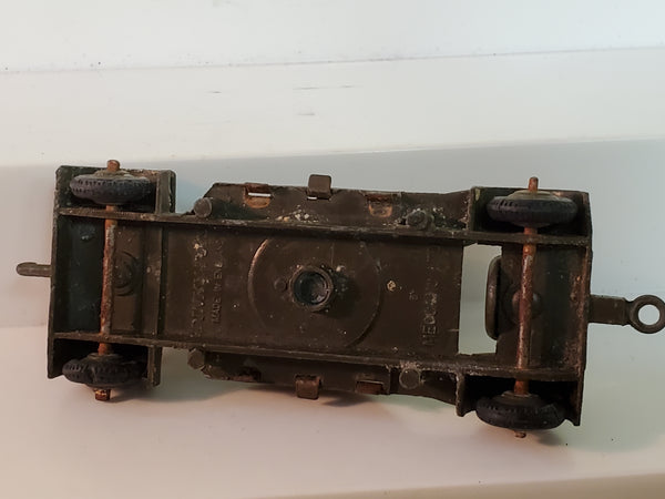 Dinky Toys #161B Anti-Aircraft on trailer