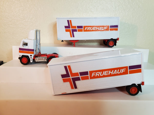 Tonkin Fruehalf Tractor & 2 Trailers MC-190