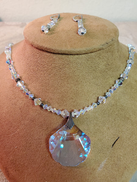 Swarovski Seashell Clam crystal Necklace & earrings set, sterling