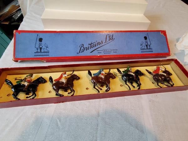 Britains Arabs of the Desert, mounted set of 5, boxed