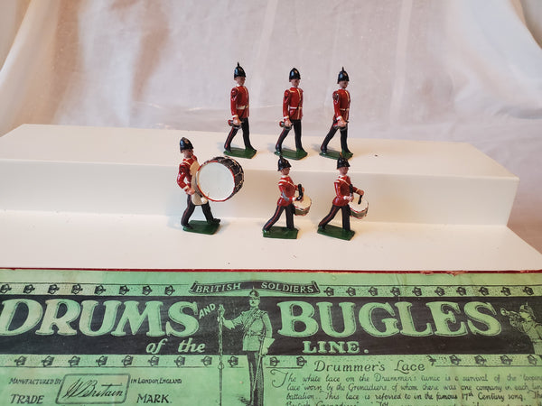 Britains Drums & Bugles of the line set of 6 British