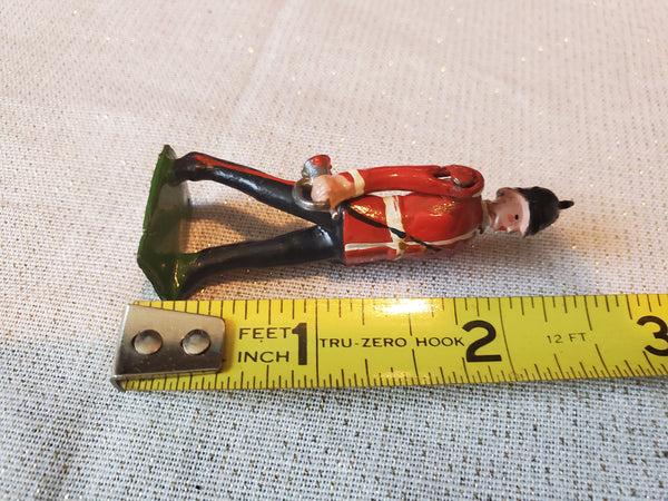 Britains Drums & Bugles of the line set of 6 British