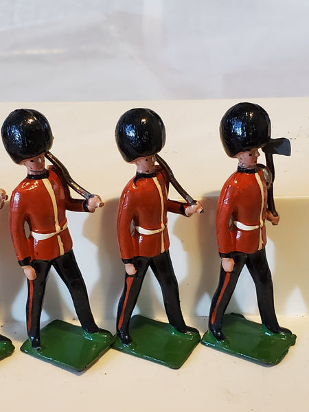 Britains Colours & Pioneers Scot Guards 9 pcs, box, #82
