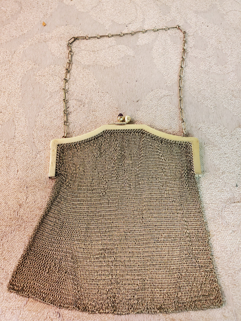 Gold soldered mesh Whiting & Davis bag, flapper purse