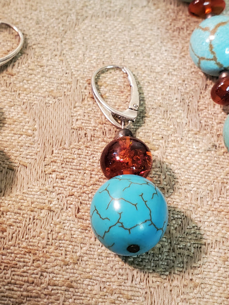 Amber & bead tumbled turquiose necklace & earrings set