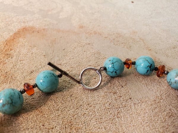Amber & bead tumbled turquiose necklace & earrings set