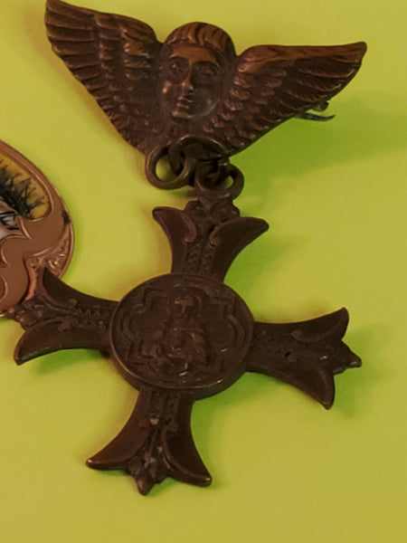 Apostleship Prayer Sacred heart of Jesus Medal Pin