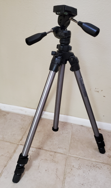 Slik Pro 500 DL tripod with head
